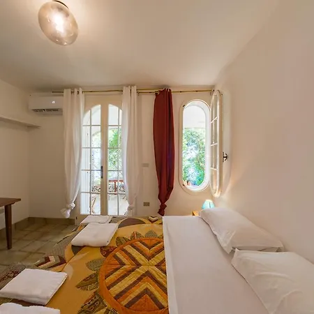 Petra-leucon Maison d'hôtes